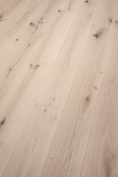 Novafloor PD 200 Tammi Rustic White Frost 1-sauva öljyvahattu & harjattu parketti