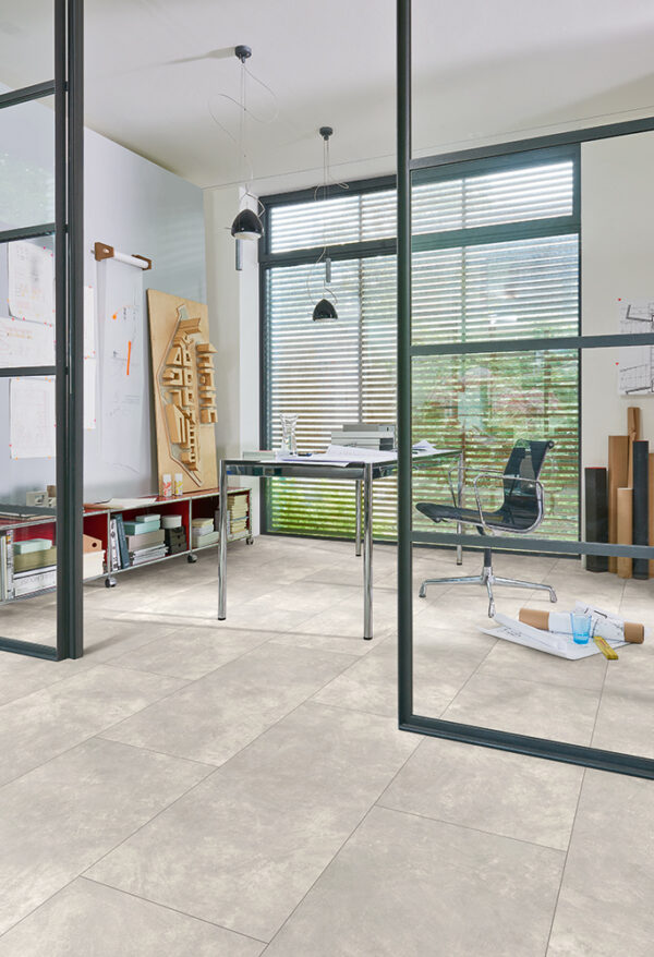 PARADOR Modular ONE Vaaleanharmaa Betoni Vinyylilattia - Image 2