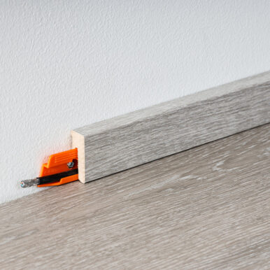 PARADOR SL3 Ek Urban Grey målad golvlist