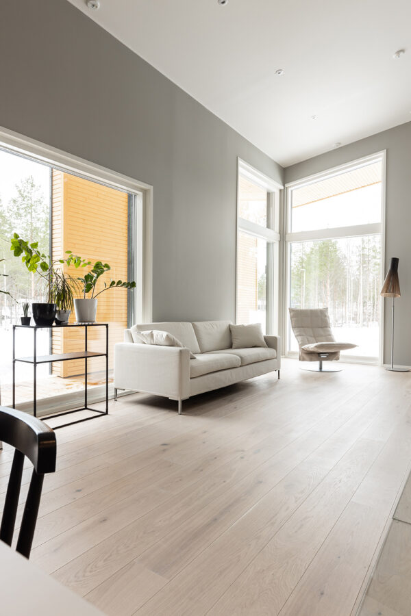 Novafloor PD 200 Tammi Rustic Polar White 1-sauva öljyvahattu & harjattu parketti - Image 2