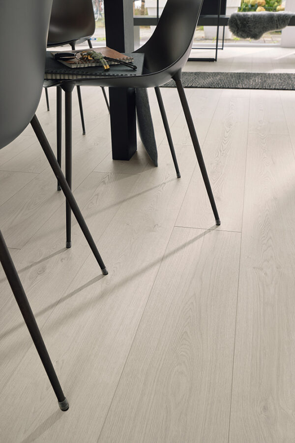 Meister Silent Touch Tammi White Mountain 1-sauva PVC-Vapaa Vinyylilattia - Image 4