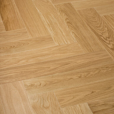 Meister PS 500 Ek Natural Harmonic fiskbensmönstrad mattlackad & borstad parkett