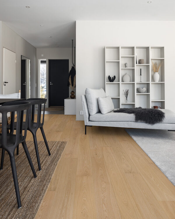 Novafloor New Classics Tammi Pure Wood 1-sauva öljyvahattu & harjattu parketti - Image 2