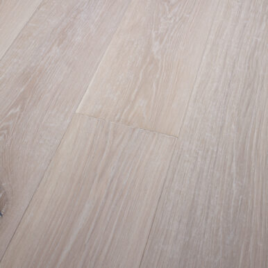 Trinity Origin 220 Ek Polar White plankgolv handsnidat och oljevaxat