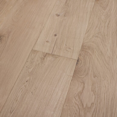 Trinity Origin 260 Oak Pure Wood plankgolv handsnidat och oljevaxat